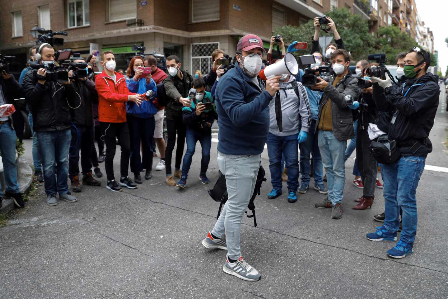 Joaquín Ariza durante las protestas del jueves en el barrio de Salamanca