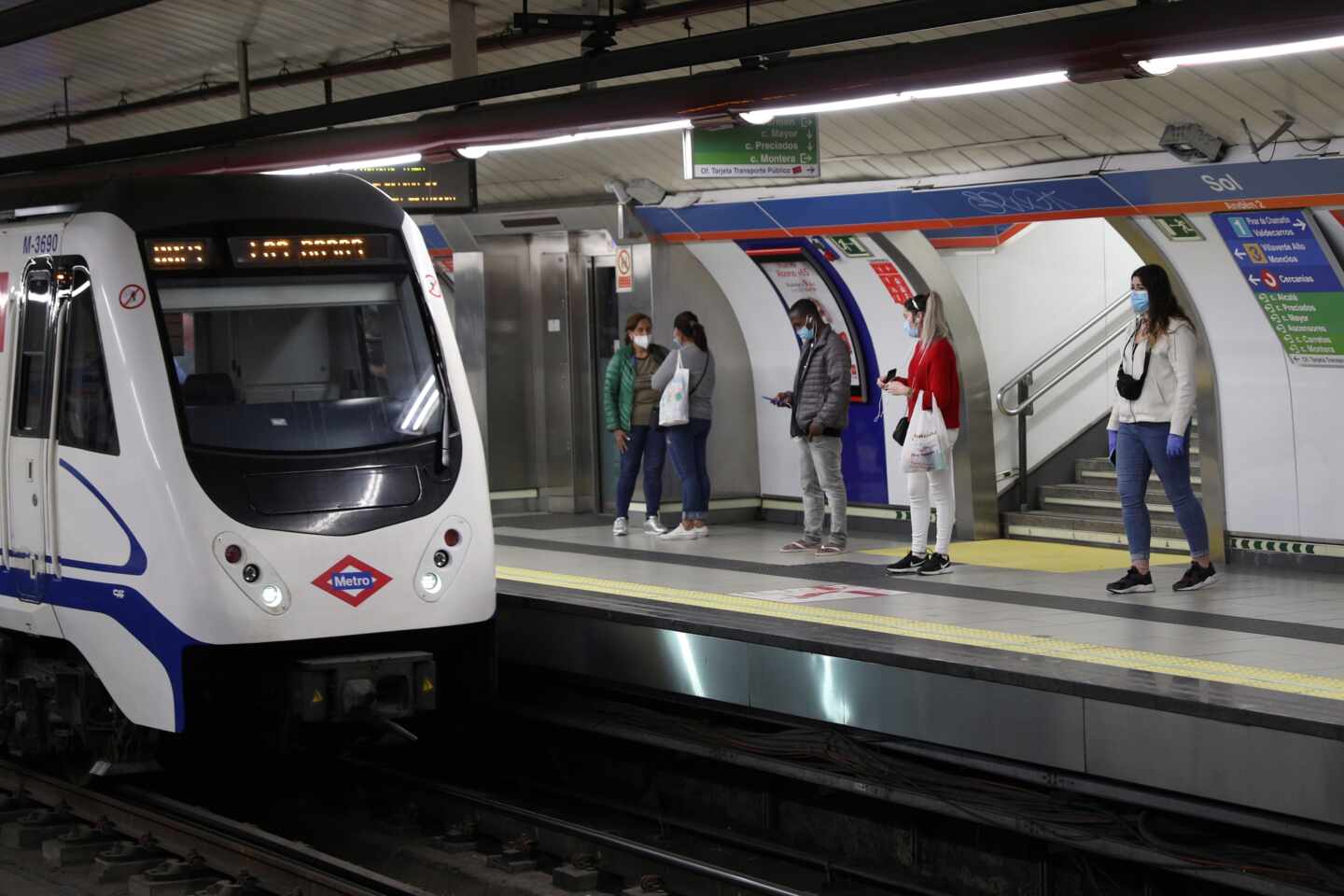 Metro de Madrid controlará desde el lunes el aforo en las estaciones más concurridas