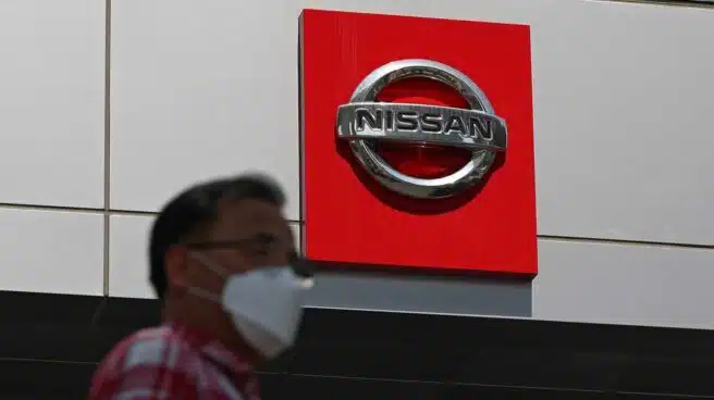 Las tres crisis que sacudieron al automóvil español antes del cierre de Nissan