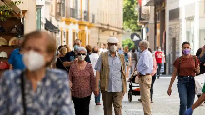 El 73% de los españoles pide mano dura para quien no lleve mascarilla en lugares públicos, según el CIS