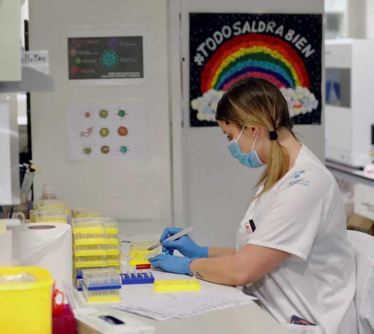 España supera las 27.000 muertes por coronavirus tras sumar 184 en 24 horas