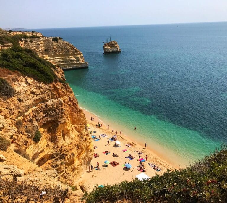 Portugal, con 6 muertos en las últimas 24 h, reabrirá sus playas el 6 de junio