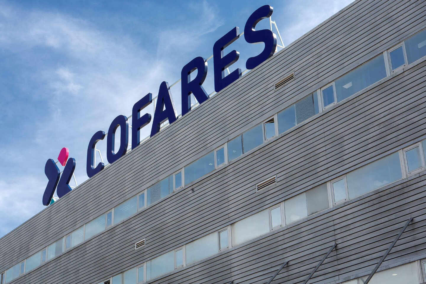 Cofares refuerza su equipo institucional