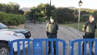 La Guardia Civil cierra la calle del chalet de Iglesias y Montero para evitar un escrache