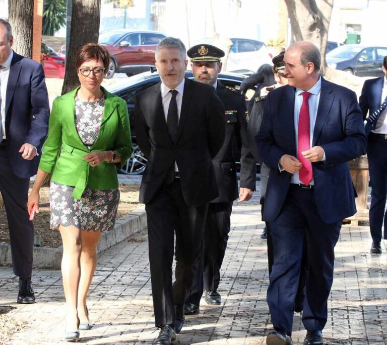 Interior mantendrá en la cúpula a los dos tenientes generales que quedan en la Guardia Civil