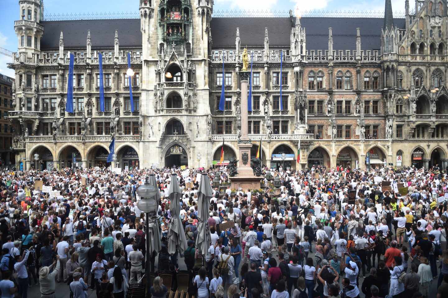 Más de 3.000 personas vuelven a entremezclarse en Múnich para protestar contra las restricciones