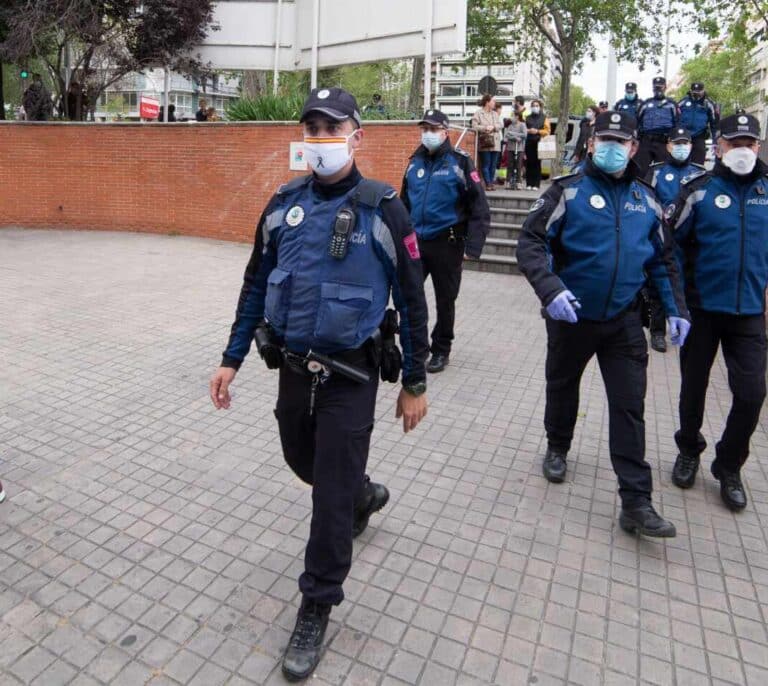 Policía intervino en 342 fiestas y 76 botellones este fin de semana en Madrid