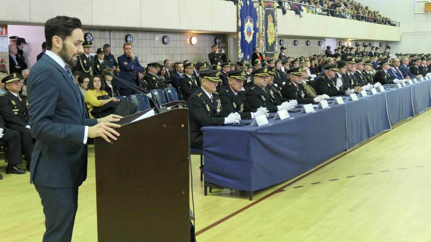El secretario de Estado de Seguridad, Rafael Pérez, en la jura de la última promoción de inspectores del Cuerpo Nacional de Policía.