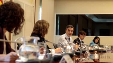 Ayuso acusa a Sánchez de despreciarla en la reunión de presidentes