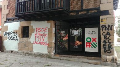 El PNV condena el ataque "mafioso" a tres de sus sedes en apoyo a un preso de ETA