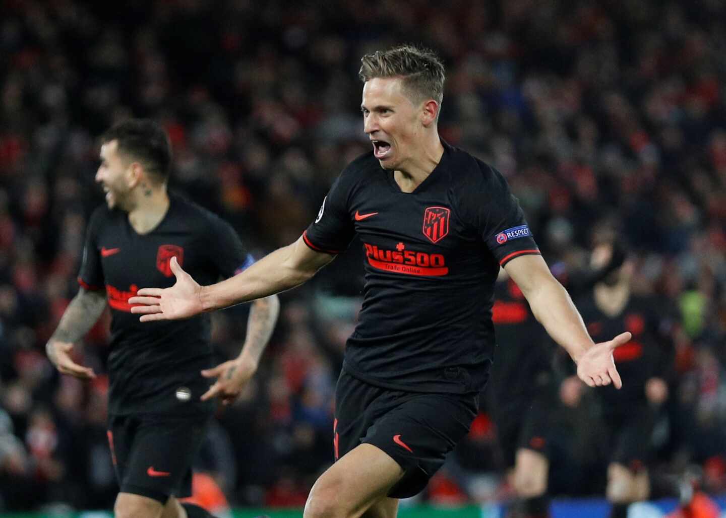 El jugador del Atlético de Madrid Marcos Llorente celebra un gol.