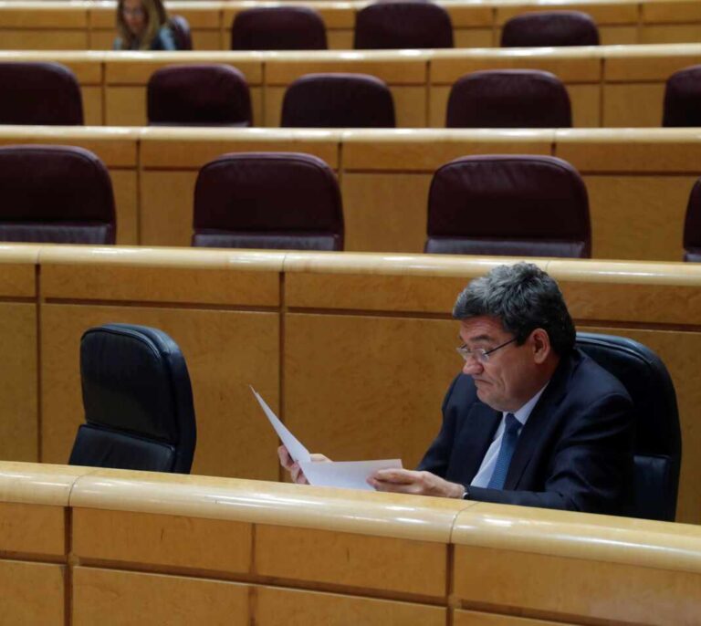 Los servicios sociales de los ayuntamientos desconocen cómo gestionar el Ingreso Mínimo Vital