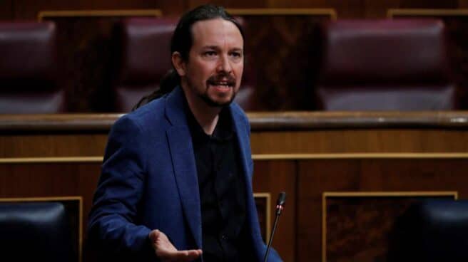 Sesión de control: Pablo Iglesias, en el Congreso. El vicepresidente Pablo Iglesias, en una sesión de control al Gobierno en el Congreso de los Diputados.