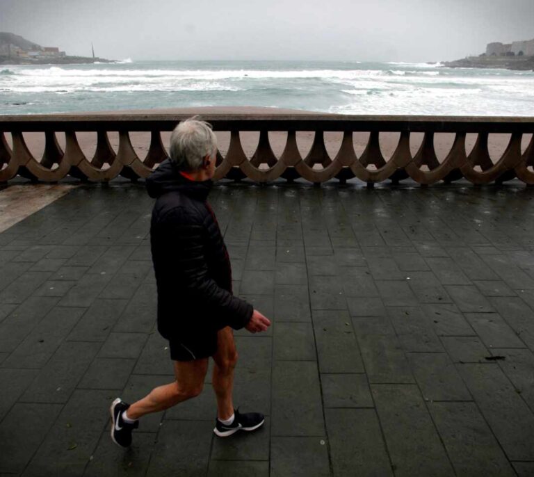Lluvias y bajada de temperaturas: el tiempo para este martes