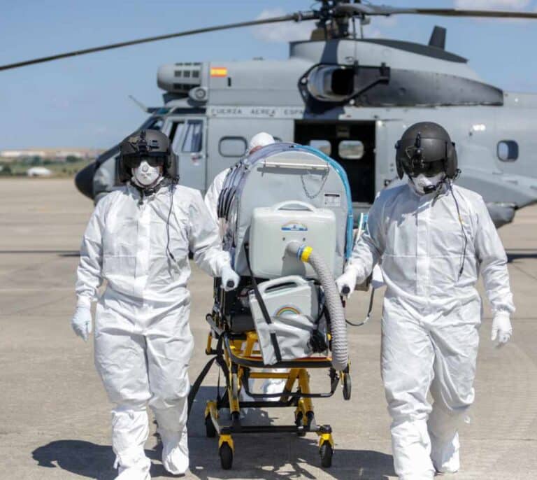 El Ejército recupera parte del lustre perdido en una guerra sin balas