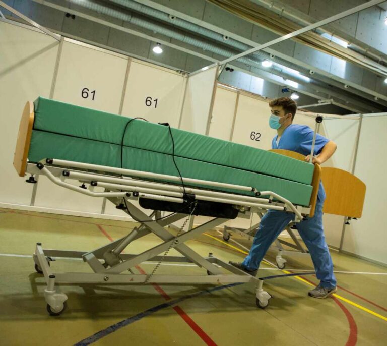 Sanidad vuelve a corregir el número de fallecidos y añade otras 283 víctimas mortales