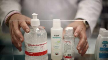 Interior llegó a pagar casi 13 euros por un bote de gel hidroalcohólico de medio litro