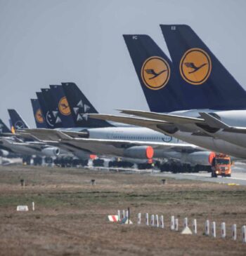 Lufthansa cancela 20.000 vuelos de corta distancia por el alto precio del [...]