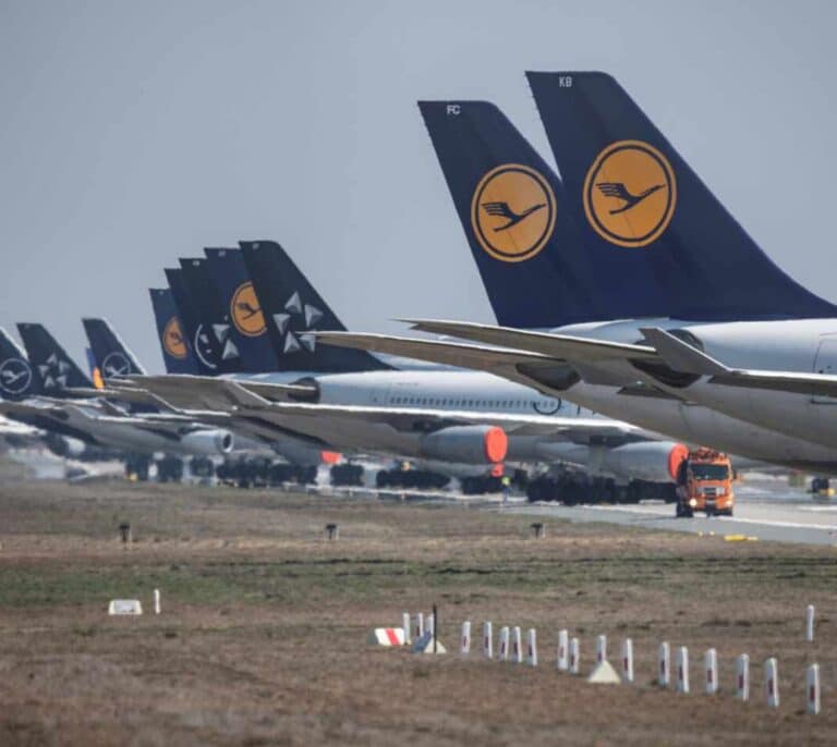 Lufthansa recibe 9.000 millones en ayudas y el Estado alemán tendrá un 20% del capital