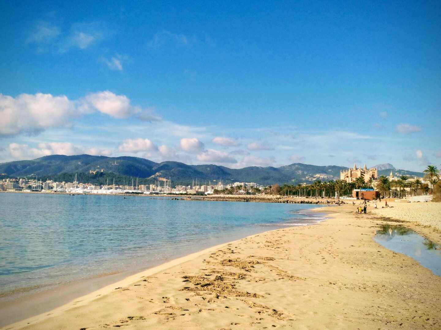 La playa de Can Pere Antoni en Palma de Mallorca.