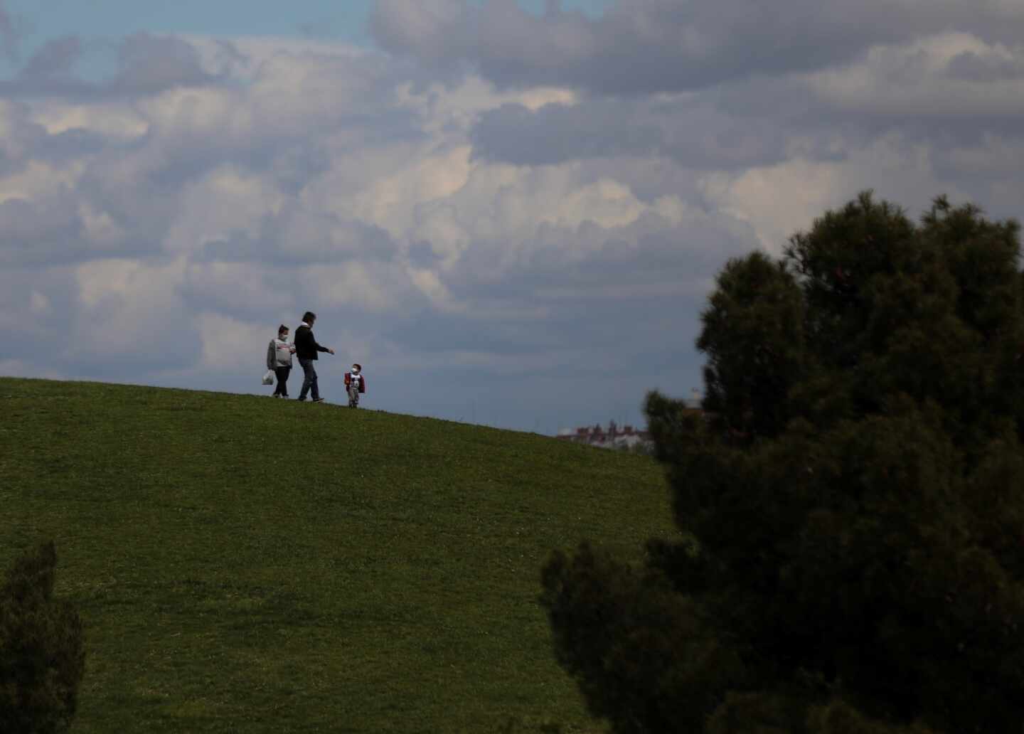 Suspenden un campamento infantil en Lleida tras el positivo en Covid de un monitor