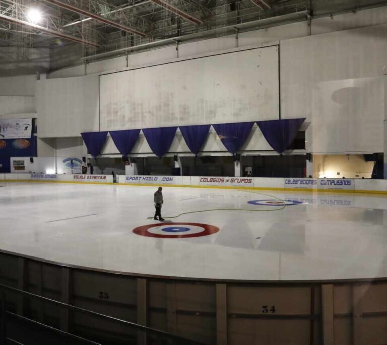 El Palacio de Hielo recupera su actividad comercial
