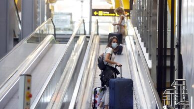 Expertos advierten del "riesgo inminente" de contagios si no se actúa en Barajas