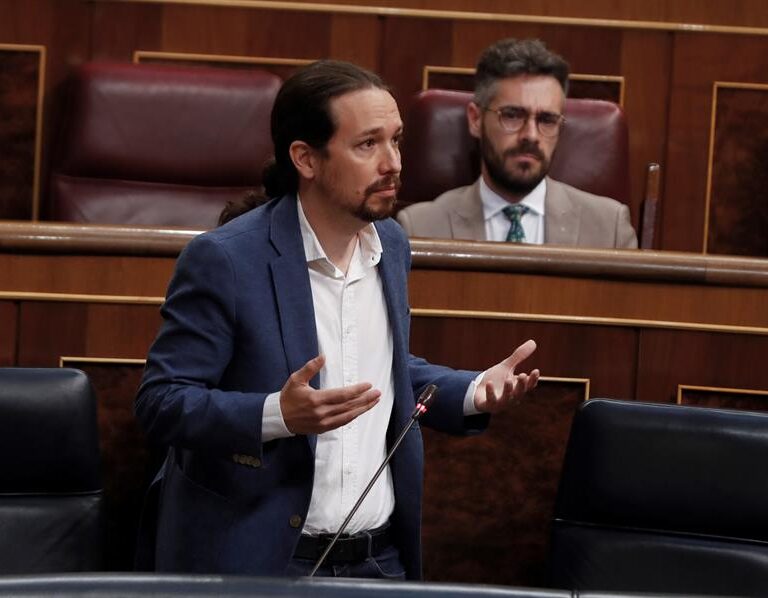 El 'caso Dina' llega al Congreso: PP y Cs piden la comparecencia urgente de Iglesias
