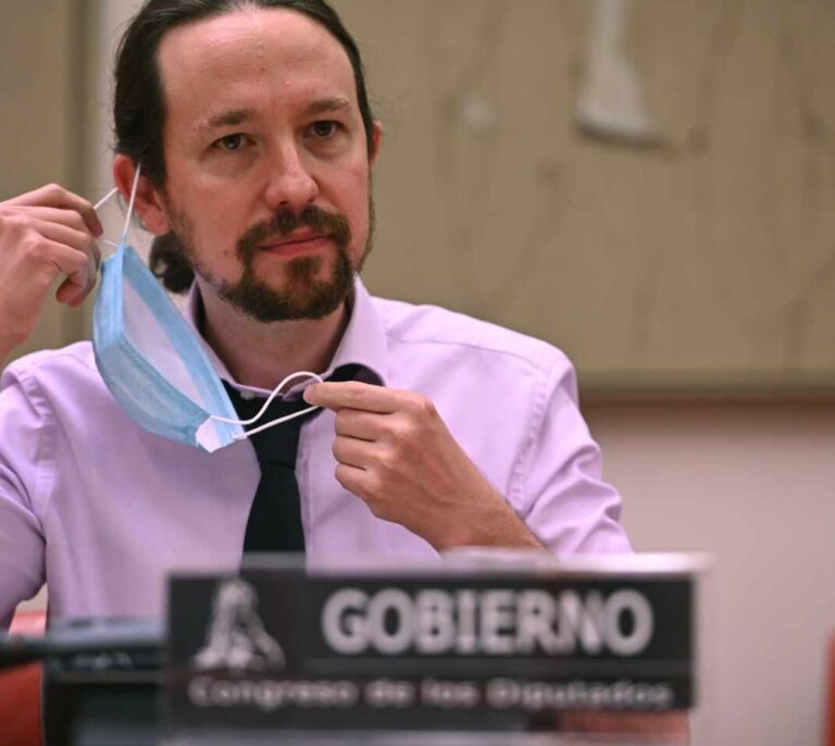 Iglesias desacredita a la Guardia Civil por hacer informes con "recortes" de prensa