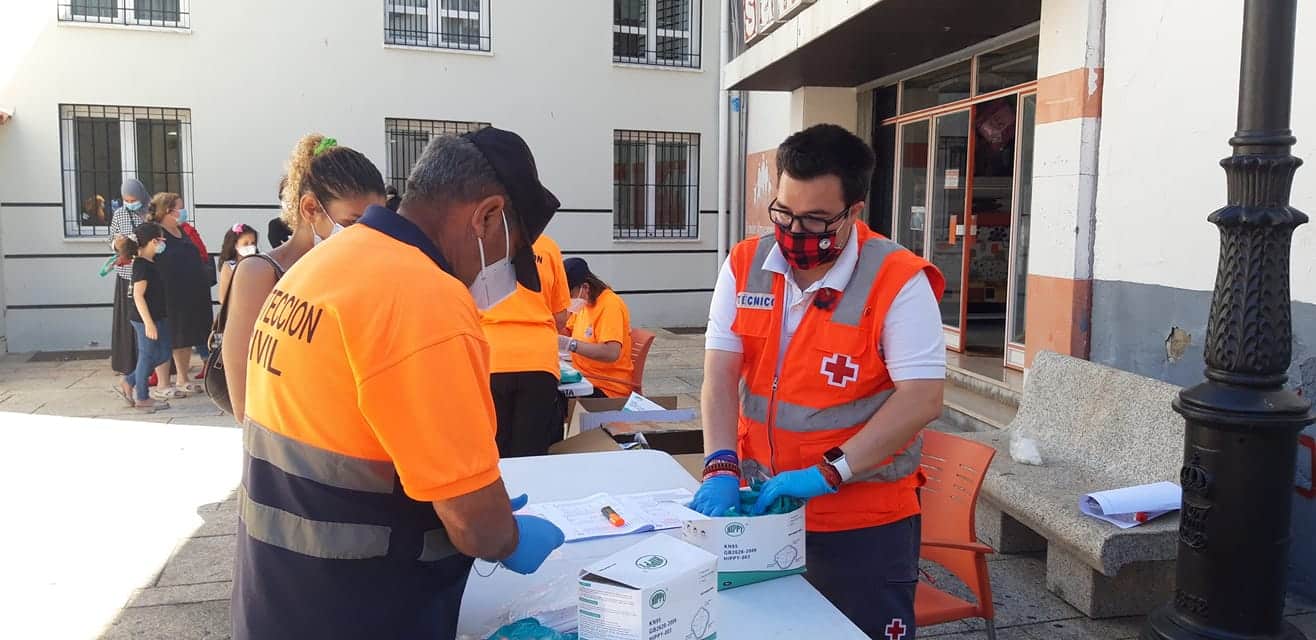 Se fuga el 'paciente cero' del brote que ha contagiado a 20 personas en Navalmoral de la Mata