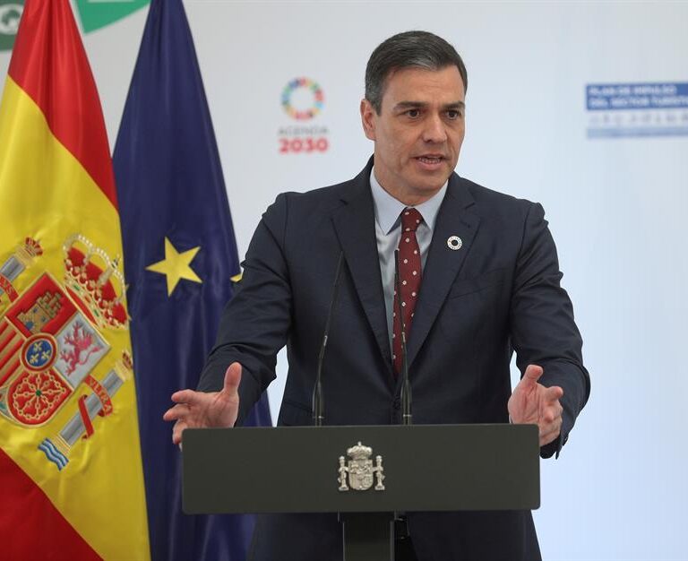 Sánchez anuncia un plan de rescate de 4.260 millones para relanzar el turismo en España