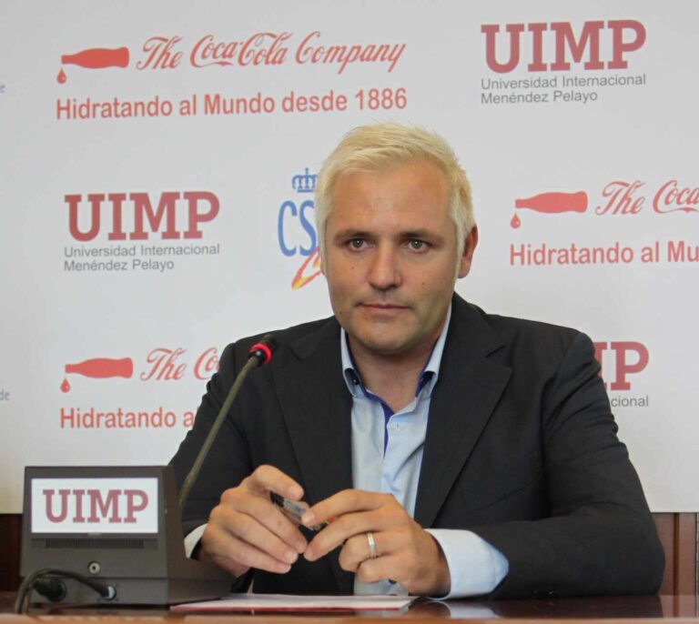 Santiago Cañizares: "Cada vez que intenté volver al pelo moreno me pasaron cosas raras"