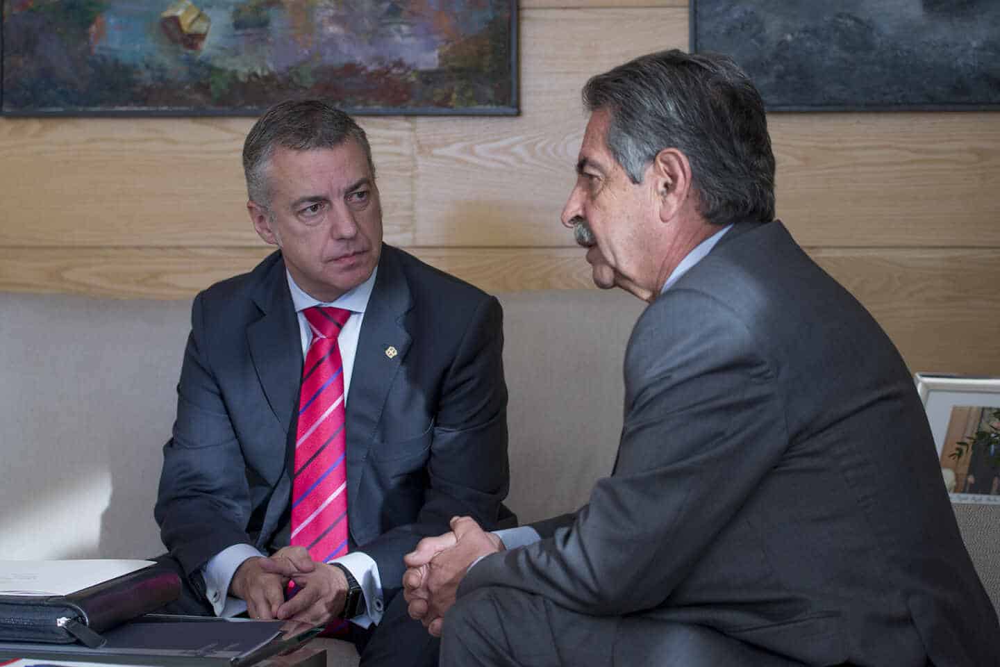 Urkullu-Revilla, pacto por el fin de la alarma en la cuarta 'provincia vasca'