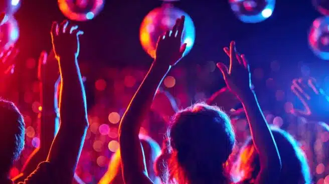"Vemos la luz al final del túnel": las discotecas calientan para su reapertura en verano