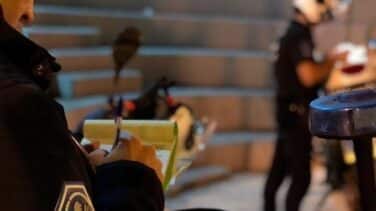 Un hombre comete tres atracos en una noche y ve cumplido su deseo de entrar en la cárcel
