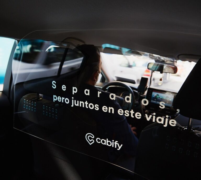 La desescalada de Cabify: mamparas en sus coches y una nueva opción para cancelar viajes