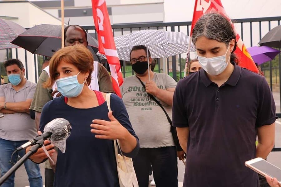 Los trabajadores del Lidl van a la huelga y se concentran a las puertas de las tiendas