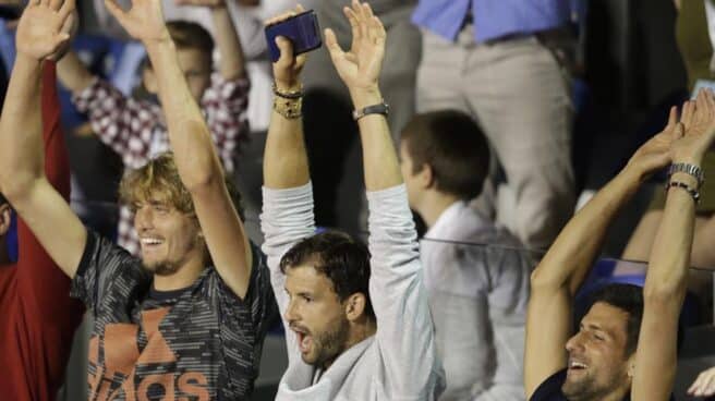 Dimitrov, en el centro, junto a Djokovic y Zverev durante la exhibición de la semana pasada