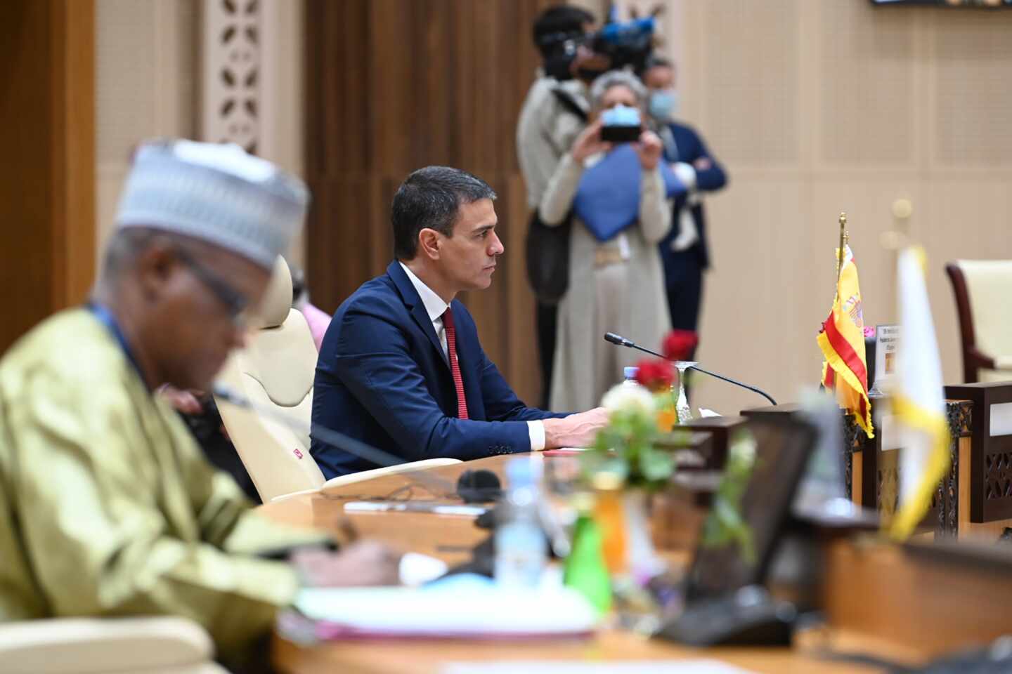 Sánchez anuncia que España "redoblará esfuerzos" en el Sahel para luchar contra la "barbarie terrorista"