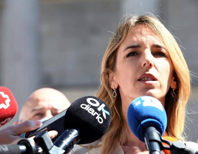 Casado destituye a Álvarez de Toledo como portavoz del PP en el Congreso