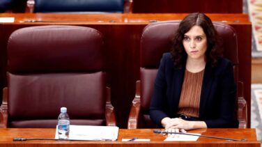 La juez envía al Supremo la querella contra Ayuso por su gestión de las residencias