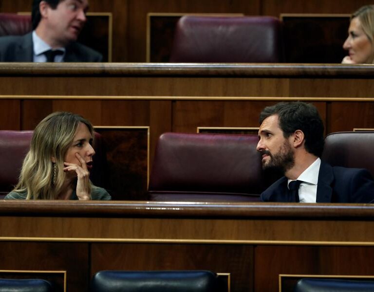 Álvarez de Toledo responde a Calvo: "Nos quieren sumisos. Olvídense"