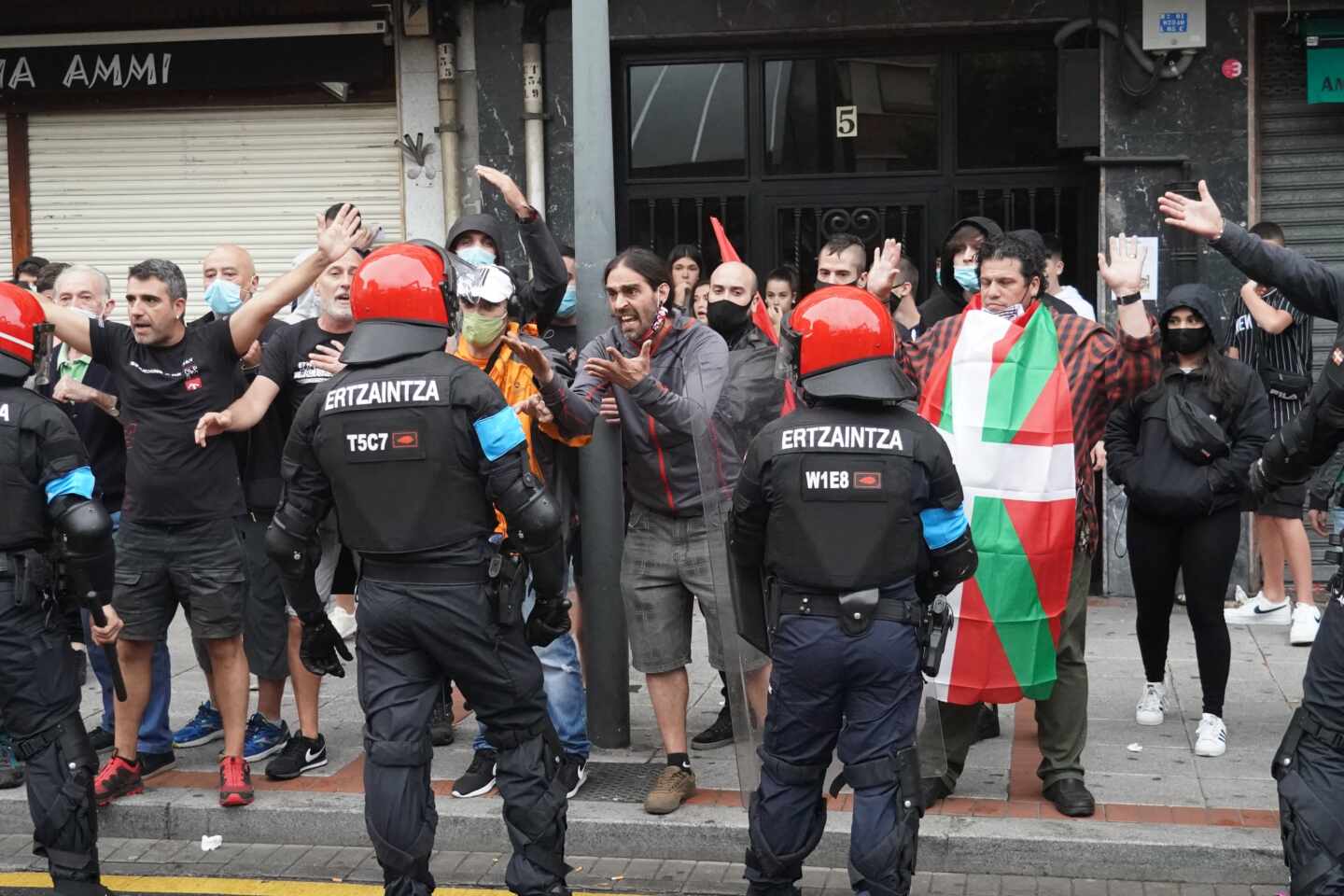 La Ertzaintza prohíbe la manifestación contra el mitin que Vox celebra en Irún este sábado