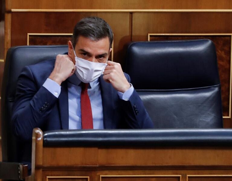 El CIS de Tezanos mantiene la ventaja del PSOE y consolida a Vox como tercera fuerza