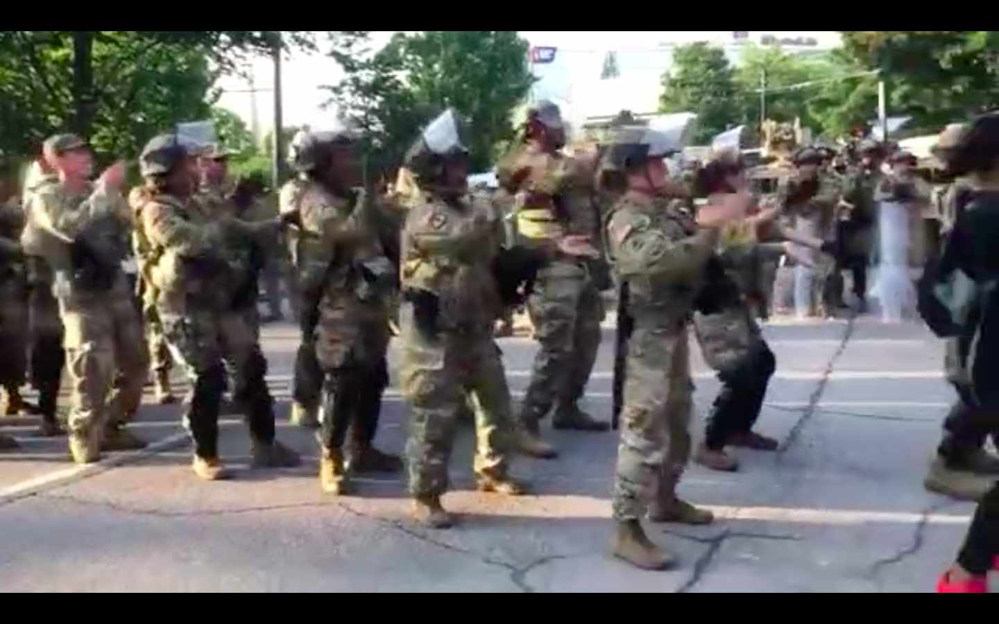 'La Macarena' se cuela en las protestas contra la muerte de George Floyd en EEUU