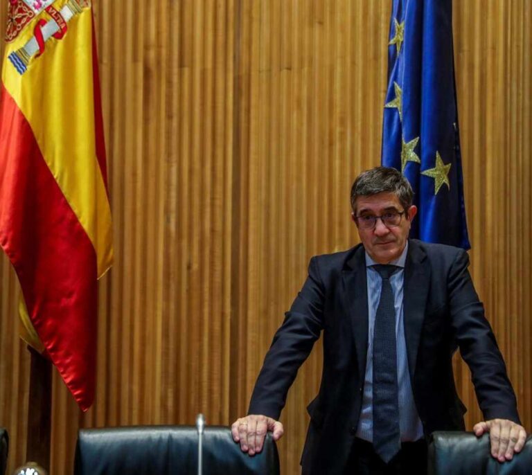 El fiasco de la reconstrucción: 120 comparecencias, ocho broncas y ningún acuerdo