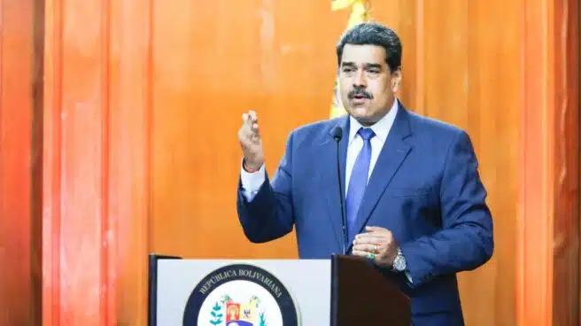 Maduro da 72 horas a la embajadora de la UE para salir del país y amenaza al español