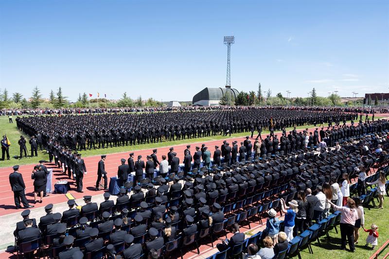 Jura de una promoción de la Policía Nacional en la Escuela Nacional de Ávila.