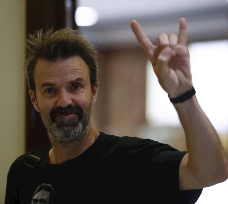 Muere Pau Donés, cantante de Jarabe de Palo, a los 53 años