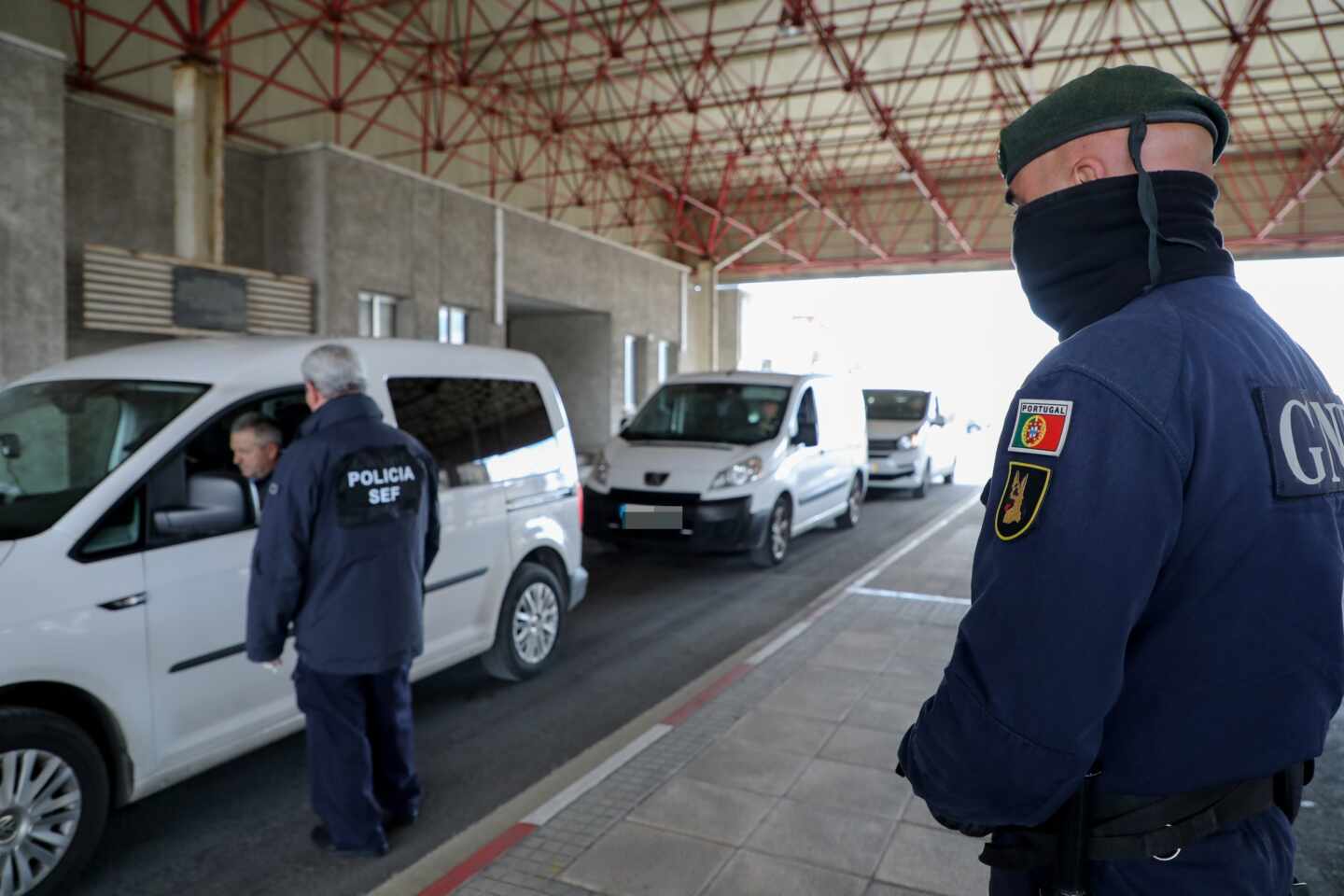 Portugal cierra sus fronteras con España durante dos semanas